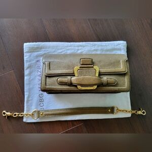 BCBG clutch